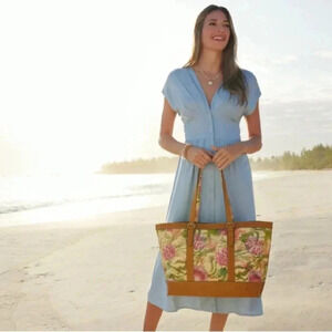 NEW PATRICIA NASH Seashell by The Sea Nice Capri C Tote Bag & Wristlet